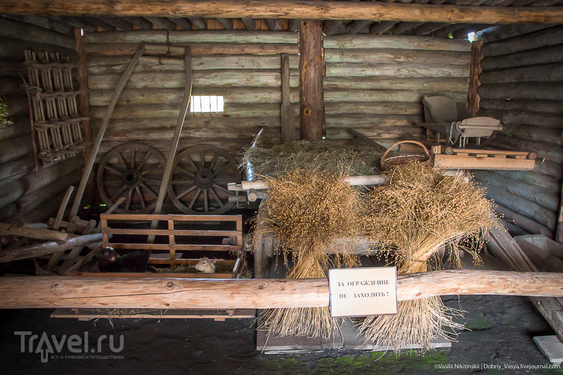 Суздаль. В музее деревянного зодчества / Россия