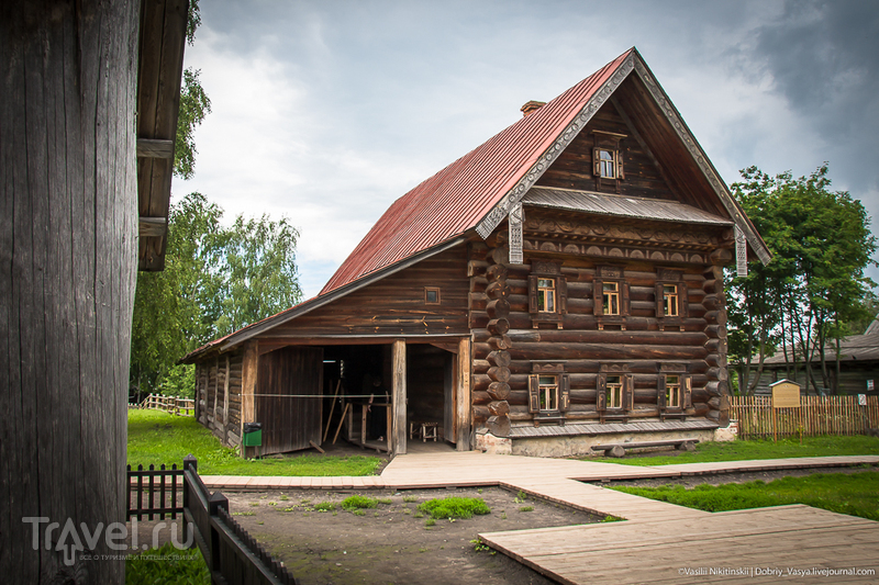 Суздаль. В музее деревянного зодчества / Россия