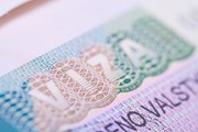 Жители Крыма могут получить шенгенскую визу в России