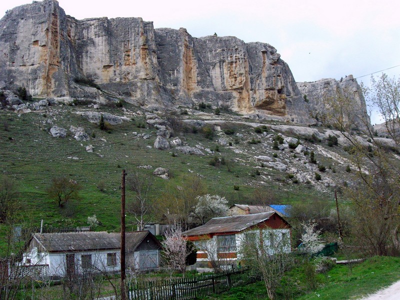 Путешествие к «крымскому Стоунхенджу» (Фоторепортаж)