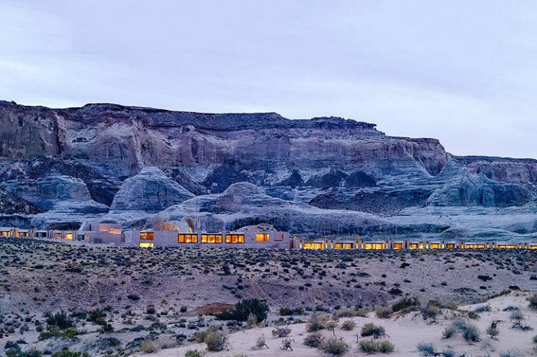 Живописный курорт в пустыне Юты