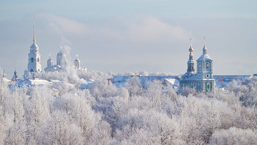 Пять самых красивых новогодних городов России