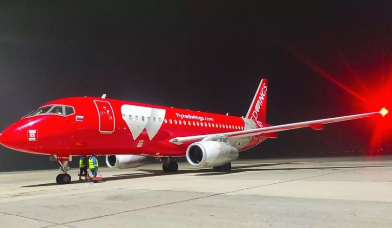 Туристы из Москвы теперь могут слетать в Баку на суперджете Red Wings