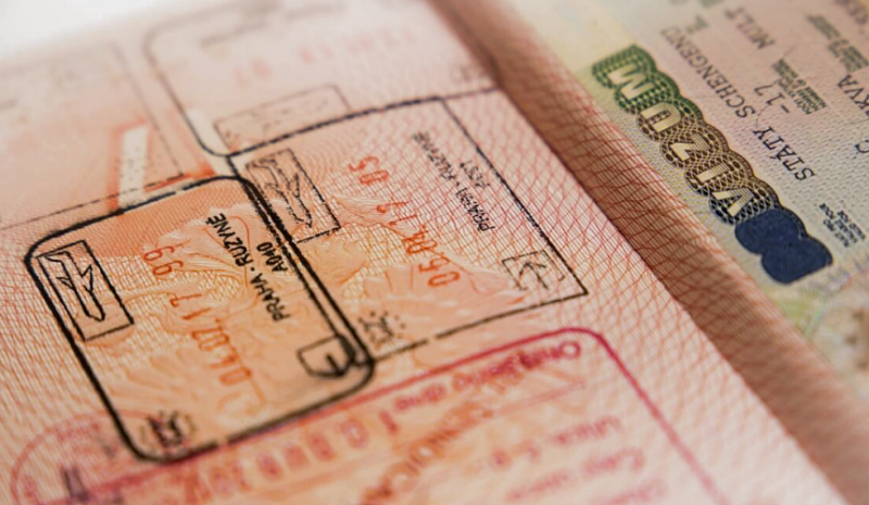 Каждый десятый российский турист получил отказ в шенгенской визе в 2022 году