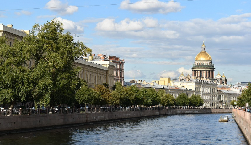 Взимание курортного сбора в Санкт-Петербурге хотят перенести на следующий год