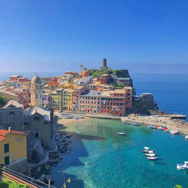 Туристам из регионов непросто записаться на подачу документов в визовые центры Италии