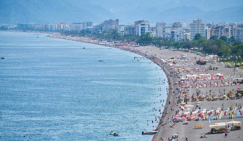 Туристам пока вряд ли стоит ждать удешевления отдыха в Турции в июле- августе